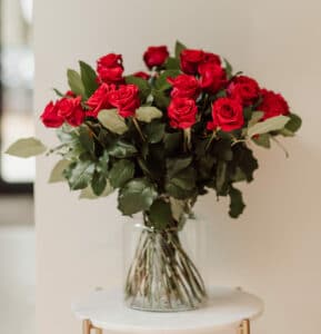 boeket red naomi