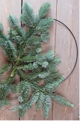 kerstkrans-nobilisl-stap-1